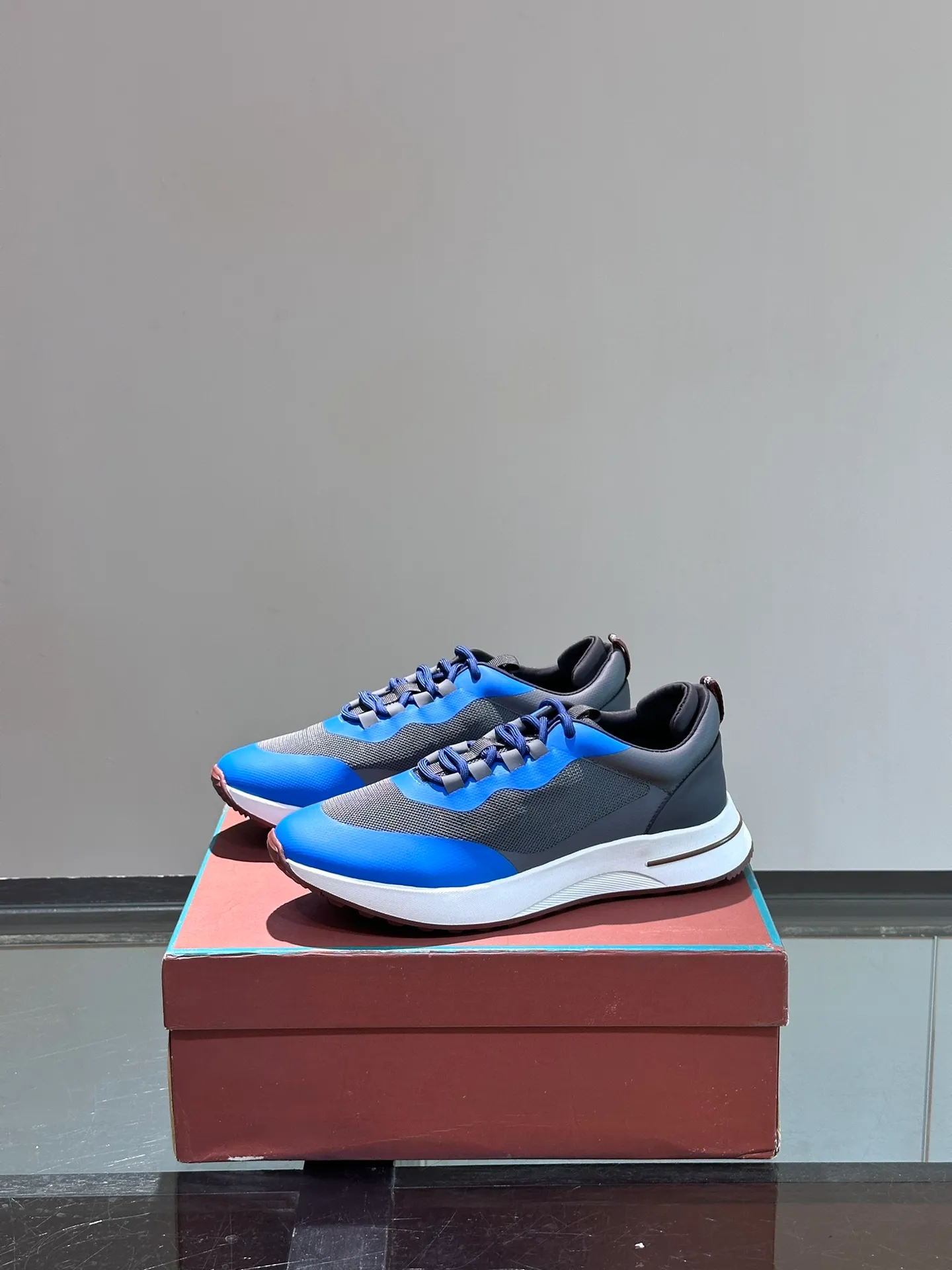 Men's Men's Shoes 💰p560 "Loro Men's Shoes 💰piana" niche Loro classic jogging shoes, men's lace-up casual shoes and sneakers, high-quality lightweight and comfortable fabrics, suitable for outdoor leisure, the color scheme is young and energetic, and it looks great with sportswear or casual suits! Size: 39-45 (46 customized)